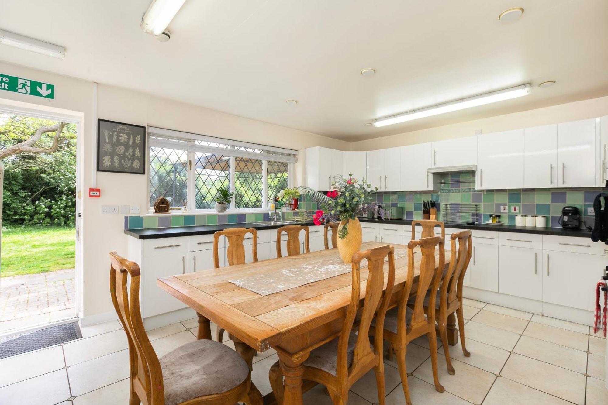Rural Lodge Stay In Windsor! Hot Tub! Sleeps 20 Bray Eksteriør billede