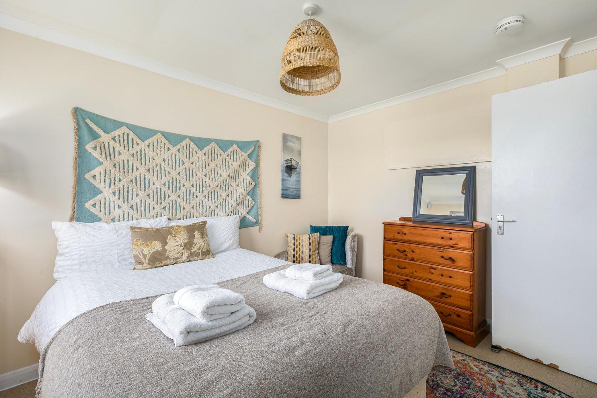 Rural Lodge Stay In Windsor! Hot Tub! Sleeps 20 Bray Eksteriør billede