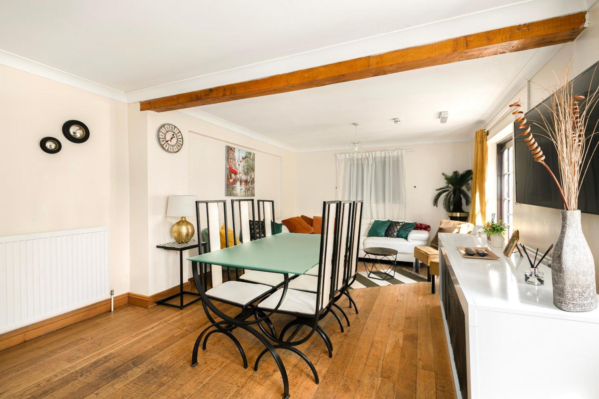 Rural Lodge Stay In Windsor! Hot Tub! Sleeps 20 Bray Eksteriør billede