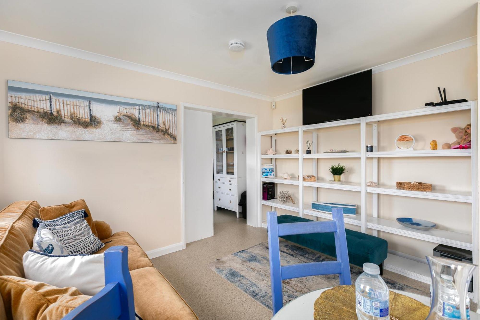 Rural Lodge Stay In Windsor! Hot Tub! Sleeps 20 Bray Eksteriør billede